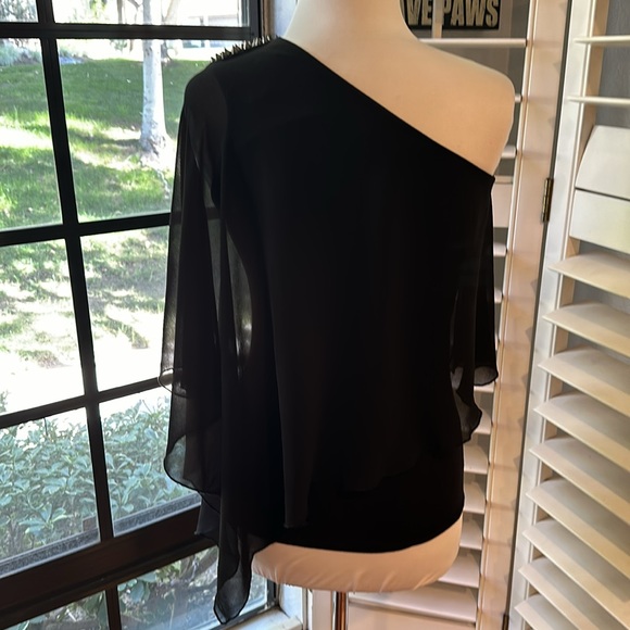 Zara • VTG Black Flow-y Top w/Silver Spikes • Sz M - Picture 8 of 16